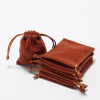 Pochette Personnalisée en Velours Rouge Écologique pour Bijoux avec Logo