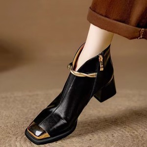 Stivali da Donna <span class=keywords><strong>con</strong></span> Punta Quadrata, Perle Metalliche, <span class=keywords><strong>Tacco</strong></span> Medio, Stivali Moda Autunnale, Nuovo Stile Retrò <span class=keywords><strong>con</strong></span> <span class=keywords><strong>Tacco</strong></span> Spesso in Stile Britannico Disponibili - Product Image 3