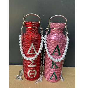 Borraccia da 25oz con strass e manico in perle per la confraternita greca Sigma Gamma Rho, modello Alpha Bling - Product Image 1