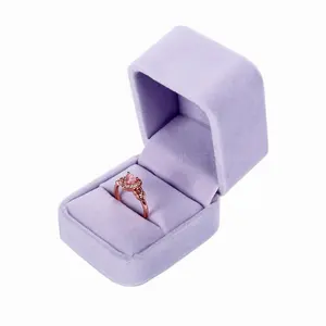 Индивидуальные оптовые индивидуальные логотипы пластиковые бархатные флокированные кольца коробка ожерелье кулон шкатулки для ювелирных изделий