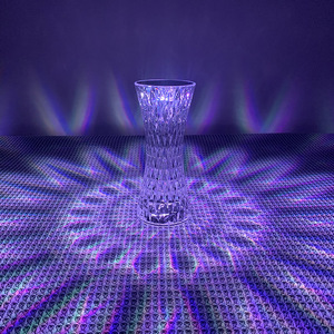 Lampe de chevet portable sans fil à LED en cristal rechargeable par USB moderne décorative avec télécommande - Product Image 5