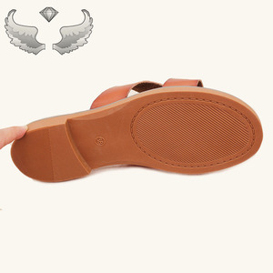 Nouvelles mules décontractées pour femmes, design estival, à bout ouvert, plates, durables, légères, à enfiler – Vente en gros très prisée - Product Image 6