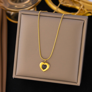 Collier pour femme transfrontalier, inaltérable, élégant, luxe léger, exquis, bijou de chaîne de clavicule de niche, collier de clavicule haut de gamme pour femme - Product Image 4
