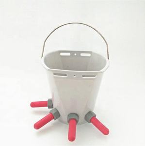 Seau d'alimentation en plastique pour animaux, 5 pièces, <span class=keywords><strong>prix</strong></span> d'usine, bébés, pattes <span class=keywords><strong>de</strong></span> laine, mouton, <span class=keywords><strong>lait</strong></span>, vente - Product Image 6