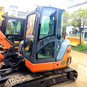 รถขุดขนาดเล็กฮิตาชิ ZX65 มือสองคุณภาพสูง 6.5 ตัน เครื่องไฮดรอลิกแบบตีนตะขาบ ปั๊มเกียร์หลัก ของแท้จากญี่ปุ่น มีสินค้าในสต็อก - Product Image 3