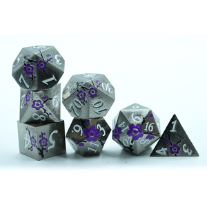 Yushun Tùy Chỉnh Dnd Kim Loại <span class=keywords><strong>Dice</strong></span> Set D & D <span class=keywords><strong>Dice</strong></span> Kim Loại Hoa <span class=keywords><strong>Dice</strong></span> Cho Trò Chơi Kẽm Hợp Kim Với Màu Tím - Product Image 2