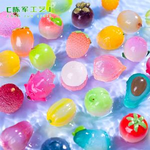 Juguete <span class=keywords><strong>de</strong></span> Comida <span class=keywords><strong>de</strong></span> Simulación <span class=keywords><strong>de</strong></span> Frutas Luminosas Grandes y Lindas, Accesorios Decorativos para Bolsas Ciegas, Miniaturas <span class=keywords><strong>de</strong></span> Resina para Escritorio - Product Image 3
