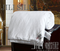 Couette d'hiver en soie Jili 100% couette remplie de soie de mûrier pure de longue qualité avec poids de remplissage de Shell-220x240cm de coton 2500g