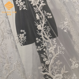 Tela de encaje para boda, tejido bordado blanco con cuentas hechas a mano - Product Image 5