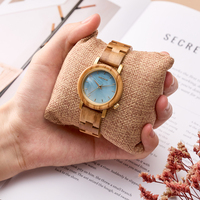 Jam Tangan Wanita Mewah 2026 dengan Gerakan Quartz Miyota, Tali Kayu Zaitun, Gaya Bisnis Fashion, Warna Biru Kecil dengan Dial Penunjuk.