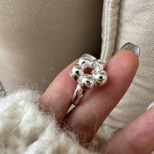 Anillo de flor pequeña de plata de ley S925, versión coreana, diseño de nicho, textura Retro Simple, anillo con incrustaciones de estilo INS a la moda, venta al por mayor - Product Image 2