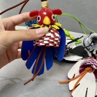 Porte-clés de sac Weilei en cuir véritable, motif oiseau, plumes superposées, luxe, fait main, cadeau haut de gamme, vente en gros OEM
