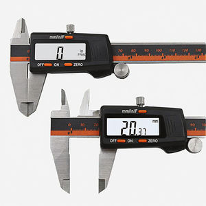 Calibrador Digital de Acero Inoxidable de Grado Industrial, 150 mm, Fracciones/MM/pulgadas, Alta Precisión, Pantalla LCD, con 3 Años de Garantía - Product Image 2