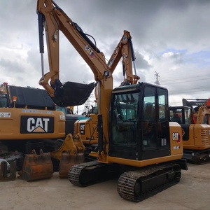 Mini-excavatrice sur chenilles d'occasion CAT305.5E2 305.5E à prix avantageux, en bon état, Caterpillar d'origine japonaise - Product Image 2