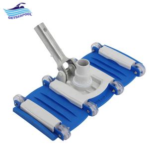 Equipo de Limpieza de Fondo de Piscina a Precio de Fábrica, Cabezal de Aspiradora para Piscina de 14 Pulgadas con Ruedas y Mango de Aluminio - Product Image 1