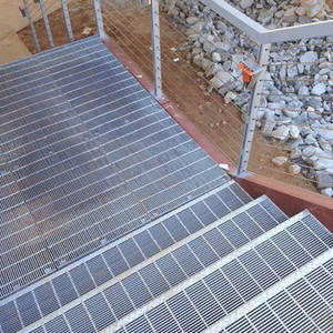 Thermisch Verzinkt 30*5Mm Stalen Rooster Trap Metalen Loopbrug Platform En Trappen Tegen Concurrerende Prijzen - Product Image 4