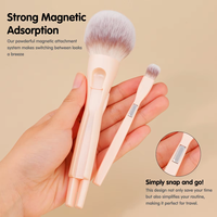 Ensemble de pinceaux de maquillage magnétiques 4-en-1 détachables, poils synthétiques, manche en plastique, pinceaux plats angulaires pour le blush et le smudge, pour le maquillage du visage et des yeux