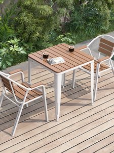Set di <span class=keywords><strong>Tavolo</strong></span> e <span class=keywords><strong>Sedie</strong></span> da <span class=keywords><strong>Giardino</strong></span> in Bambù Stile Nordico, Impermeabile e Resistente al Sole, <span class=keywords><strong>per</strong></span> 4 Persone, Ideale <span class=keywords><strong>per</strong></span> Balcone e Cortile - Product Image 4
