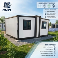 Maisonnette préfabriquée modulaire personnalisable à toit incliné, en panneaux sandwich respirants et extensibles, pour hôtel, station balnéaire forestière ou maisonnette portable.