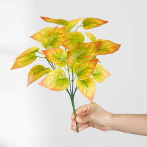 Planta Artificial Greenway con 7 Hojas Doradas de 30cm-100cm, Ramo para Decoración de Pared de Sala de Estar - Product Image 4