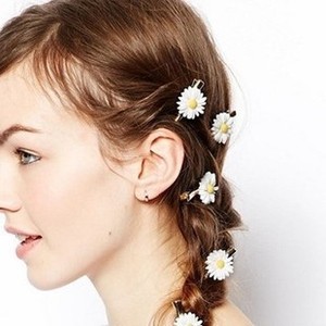 Neue 2021 Mode elastischen Haarring niedlichen Mini Gänseblümchen Blume Haars pange Pferdes chwanz Halter Frau Mädchen Haarschmuck - Product Image 3