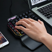 Keypad game Mini portabel dengan kontrol satu tangan Backlit kompatibel dengan PC PS4 untuk Xbox untuk pengguna game dan mouse