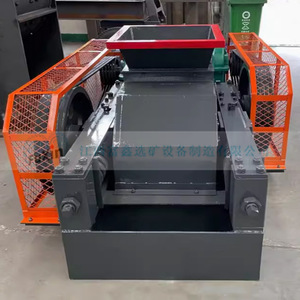 เครื่องบดแบบลูกกลิ้งสำหรับถ่านหิน เซรามิก ขี้เถ้าถ่านหิน ทำทราย กำลังการผลิตสูงสุด 15 ตันต่อชั่วโมง มอเตอร์ AC ประหยัดพลังงาน - Product Image 2