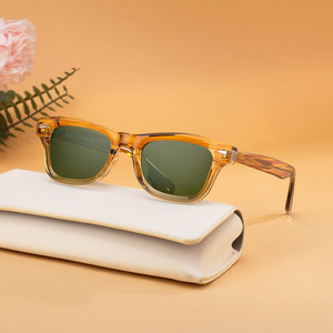 Lunettes de soleil Partagas de créateur, avec logo personnalisé, monture œil de chat, branches à clipser, protection UV400, pour femmes et hommes - Product Image 1