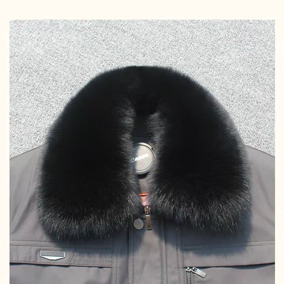 Collo di pelliccia [nero] di alta qualità