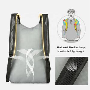 Sacs à dos de voyage sportifs multifonctionnels avec logo personnalisé, sacs à dos pliables ultralégers pour le camping et la randonnée - Product Image 4