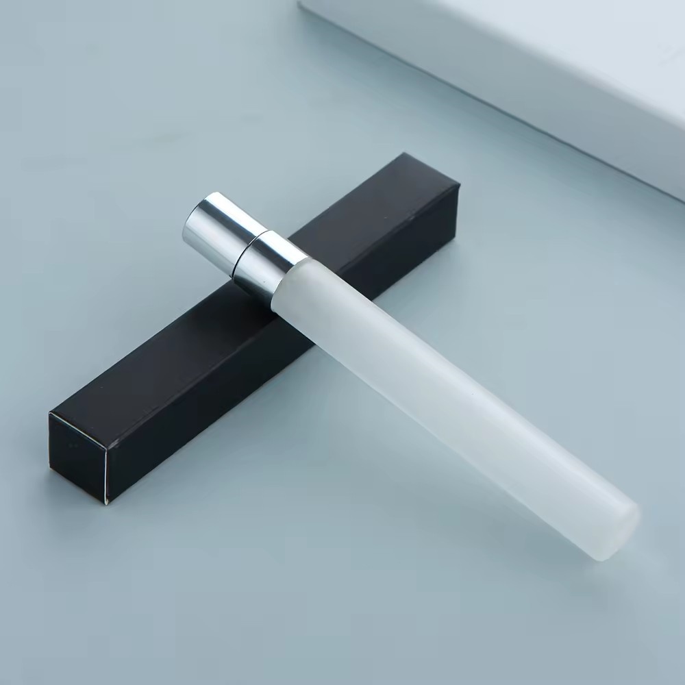 bouteille givrée + pulvérisateur argenté + boîte noire