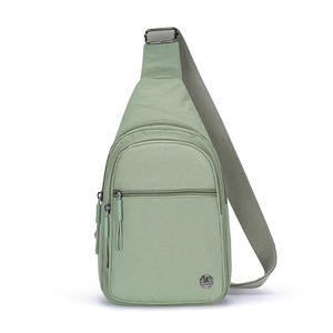 กระเป๋าคาดอกผู้หญิง Mascot สีน้ำตาล ผ้าไนลอนกันน้ำ พร้อมช่องซิปด้านหน้า ใช้ได้ทุกวัน คอลเลคชั่นฤดูใบไม้ผลิ 2025 - Product Image 2