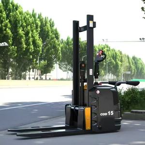 Mini Apilador de Palés Eléctrico Manual Autocargable de 2 Toneladas - Product Image 2