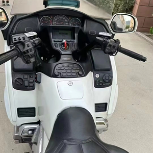Vente flash - Moto de tourisme de luxe à essence Honda1 Gold Wing 1800cc 6 cylindres refroidie par liquide - Product Image 6