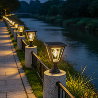 Lampu Taman Tenaga Surya BARU Lampu Luar Ruangan Tenaga Surya Tahan Air Lampu Gerbang Rumput Sensor Cahaya Dekorasi Halaman Lampu Pilar Atmosfer