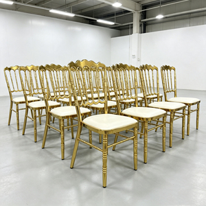 Chaises Chiavari Napoléon Dorées Modernes et Confortables pour Salles de Banquet, Salles à Manger, Espaces Extérieurs, Salons, Mariages, Hôtels et Événements – Vente en Gros - Product Image 1