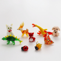 Figurine Lebah dan Kumbang Mini dari Kaca Murano Buatan Tangan Dekorasi Rumah Ornamen Hewan dari Kaca Tiup Tangan