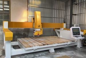 Máquina de Corte de Pedra com Jato de Água Automático Mingke 4+1 Eixos 300mm de Espessura 380V Fácil Operação - Product Image 6