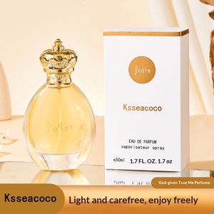 Perfume floral clásico para mujer disponible en fragancia ligera y fuerte de larga duración - Product Image 4