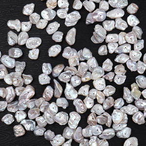 Fournisseur direct du fabricant, perles d'eau douce naturelles de 8 à 9 mm, blanches, en forme de pétale, particules baroques régénérées - Product Image 1