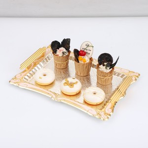 Plateau en fer arabe bicolore en dentelle Plateau de service en métal rectangulaire écologique pour une utilisation polyvalente - Product Image 6