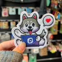 Offres Spéciales Brodé Logo Personnalisé En Gros Broderie Mignon Patchs Fer Sur Le Support Patch Pour Vêtements Chapeau