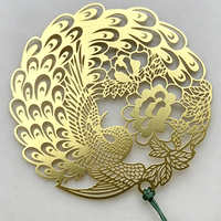 Marque-page en laiton style chinois personnalisé, paon élégant, ajouré et sculpté, avec pompon, souvenir créatif pour l'école et le bureau