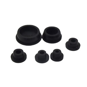 Bouchons en silicone étanches 632 noirs filetés, anti-poussière, en caoutchouc sur mesure - Product Image 2