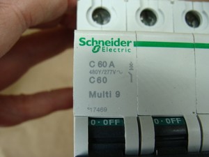 C60 C60A 3P เซอร์กิตเบรกเกอร์ <span class=keywords><strong>Multi9</strong></span> สำหรับ PLC - Product Image 3