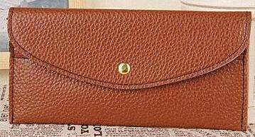 สีน้ำตาล