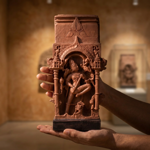 Réplica del Relieve del Templo del Siglo X con Escultura de Gajasura Vadha Shiva del Museo - Product Image 2