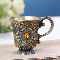 Petite Coupe à Vin Rétro en Alliage de Zinc Nordique, Cadeau Personnalisé Créatif pour Mariage, Cadeau de Pendaison de Crémaillère, Décoration d'Intérieur, Coupe à Liqueur