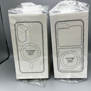 Nouveauté pour Iphone Duo Samsung Z Flip 3 4 5 6 Fold 7 8 Ultra Étui de téléphone <span class=keywords><strong>portable</strong></span> magnétique transparent en TPU + acrylique avec boîte de vente au détail - Product Image 5