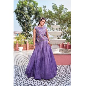 Lehenga Choli brodé violet pour femme, best-seller, mode ethnique avec dupatta, disponible à prix abordable - Product Image 1